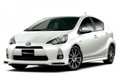 2D коврики EVA в салон на Toyota Aqua I, правый руль (2011-2014)